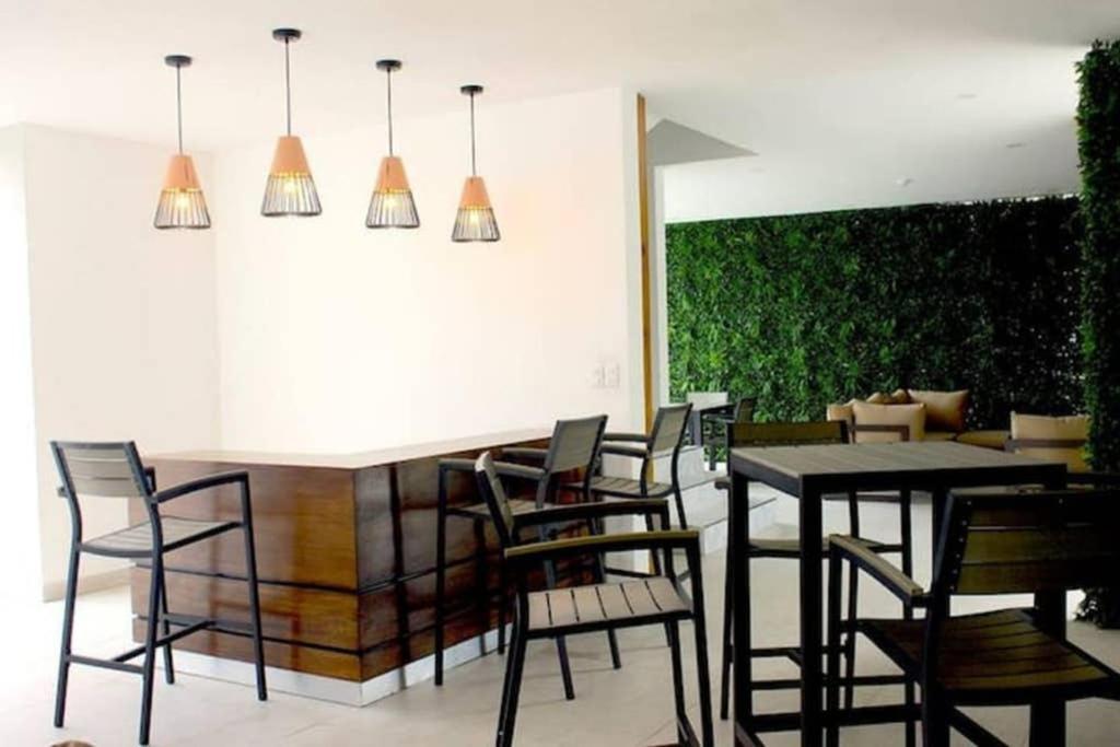 Lujoso Y Acogedor Condominio Ejecutivo/Familiar 圣佩德罗苏拉 外观 照片
