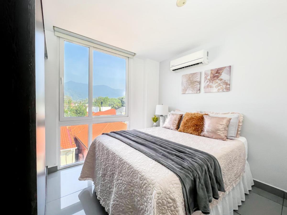 Lujoso Y Acogedor Condominio Ejecutivo/Familiar 圣佩德罗苏拉 外观 照片